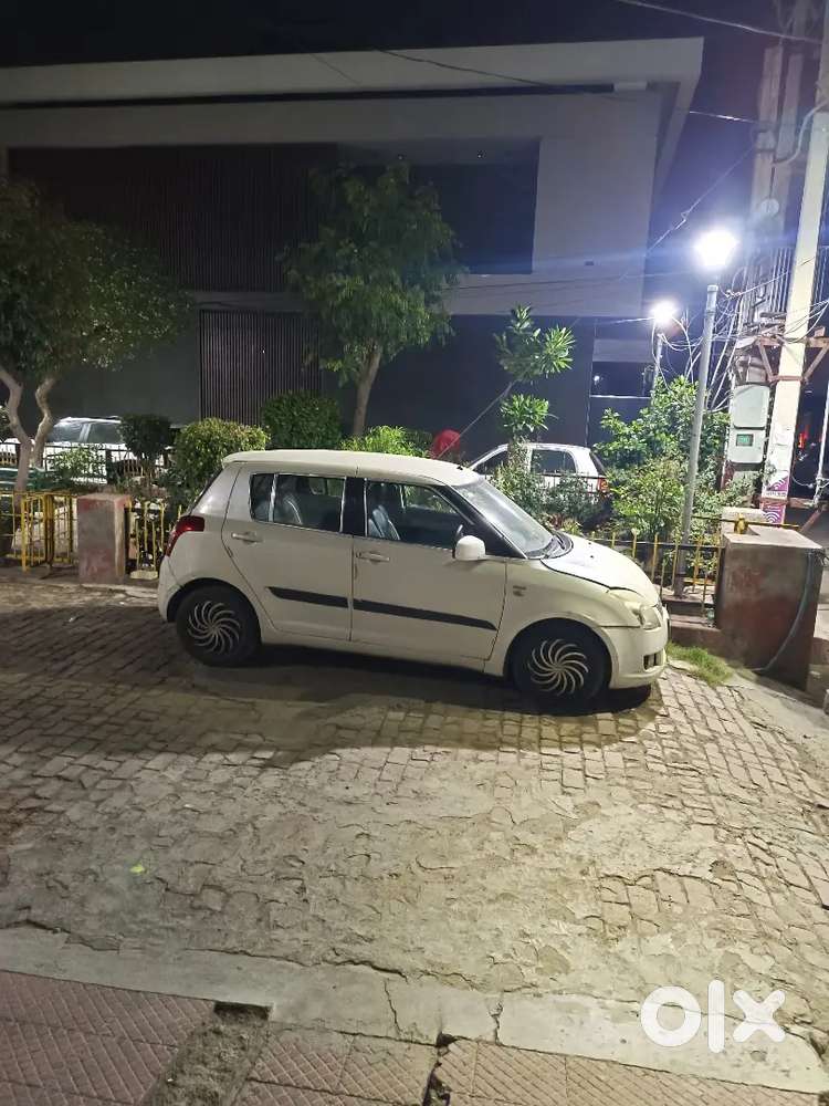 Maruti Suzuki Swift 2010