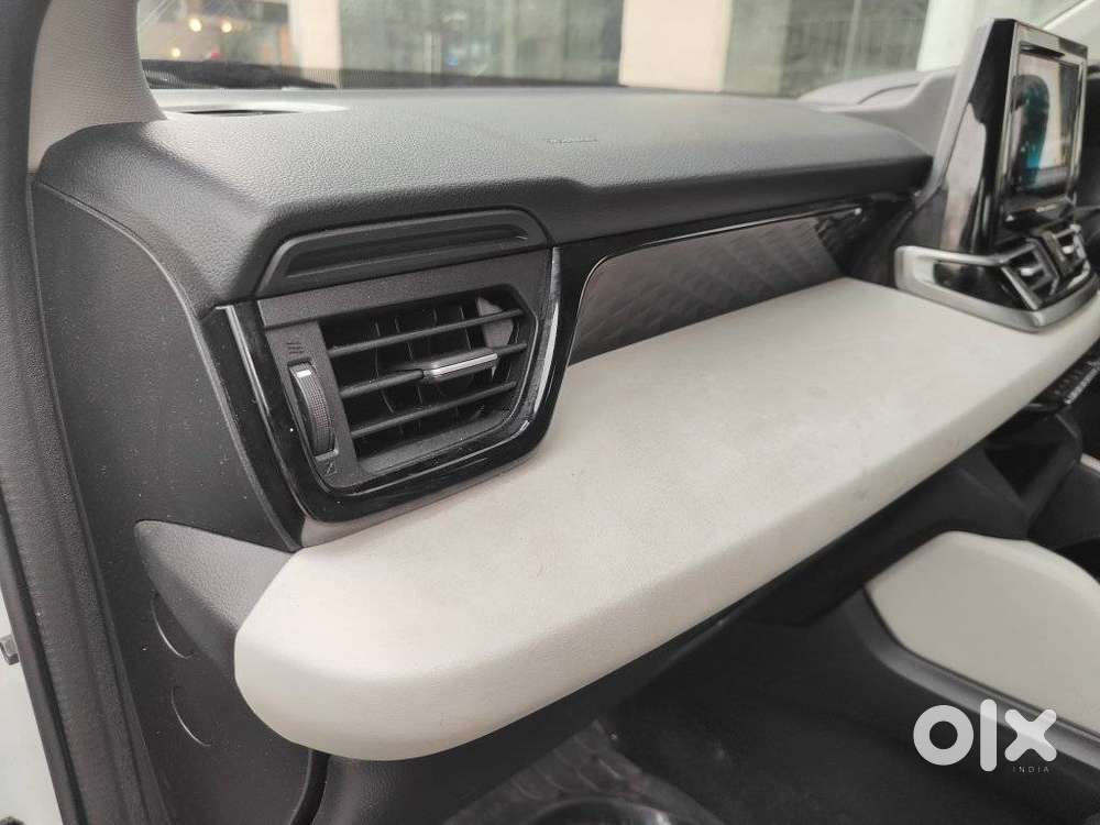 Maruti Suzuki Victoris Others, 2025, Cng & Hybrids