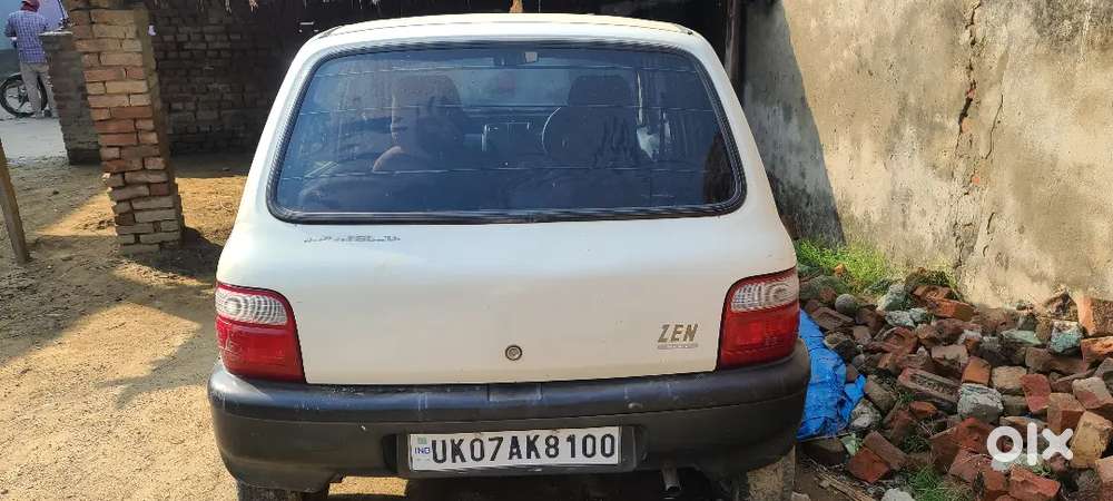 Car Bech Raha Hu