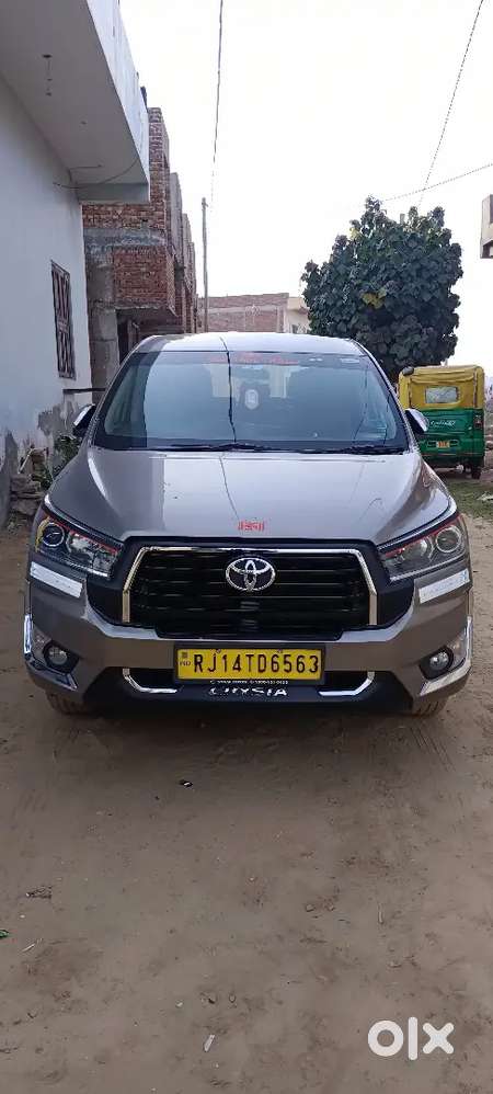 Toyota Innova Crysta 2016 With 320 Km Driven