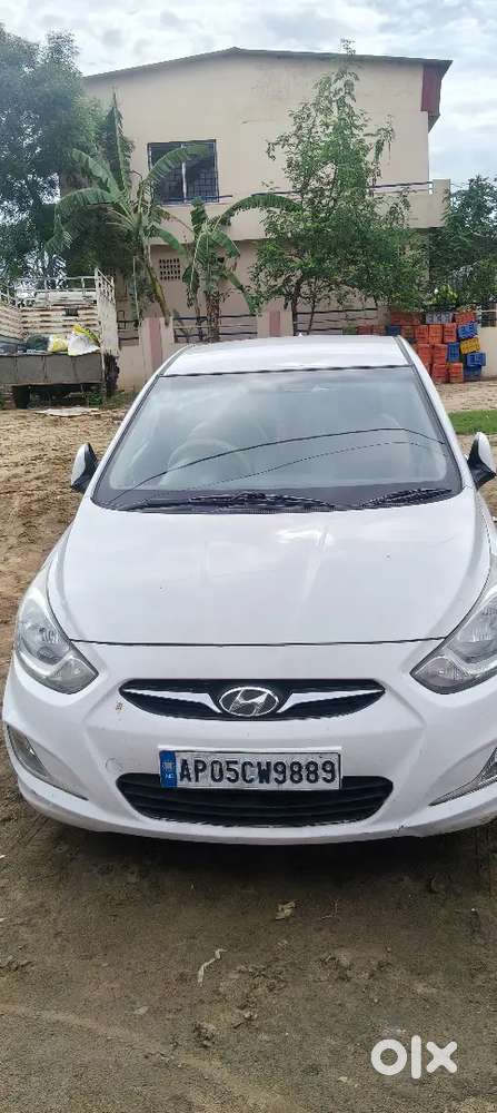 Hyundai Verna 2016 Diesel 125000 Km Driven