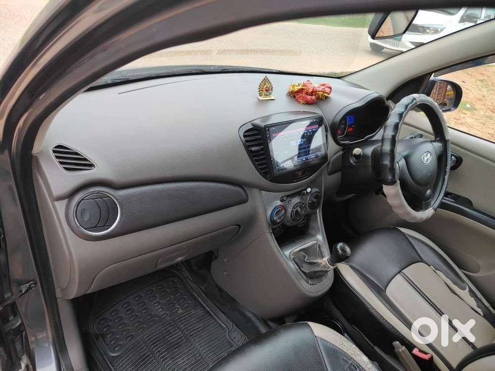 Hyundai I10 Sportz, 2011, Petrol