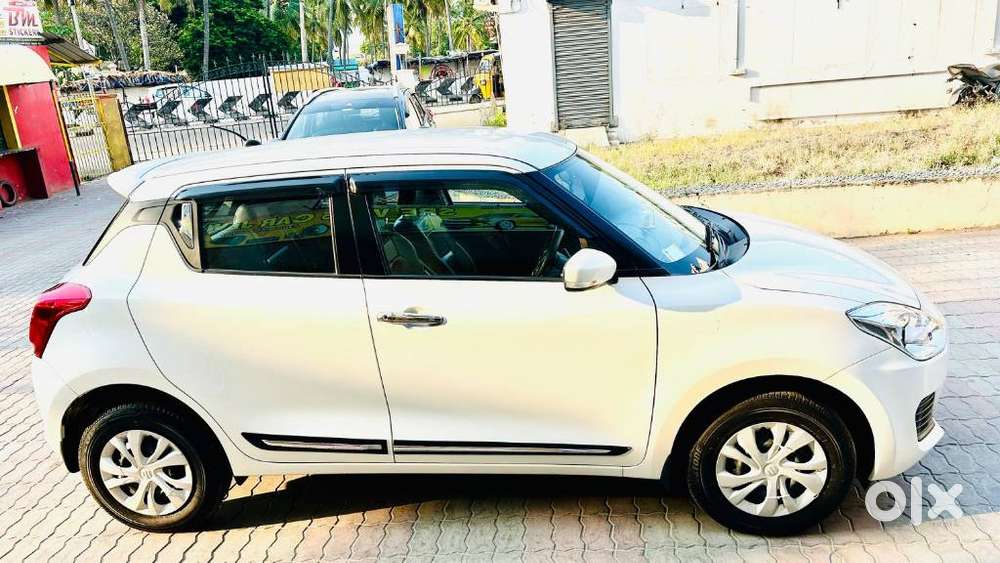 Maruti Suzuki Swift 1.2 Vxi (o), 2023, Petrol