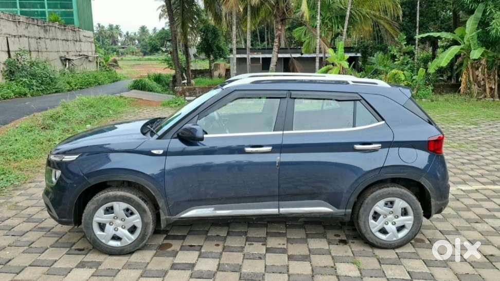Hyundai Venue S, 2021, Petrol