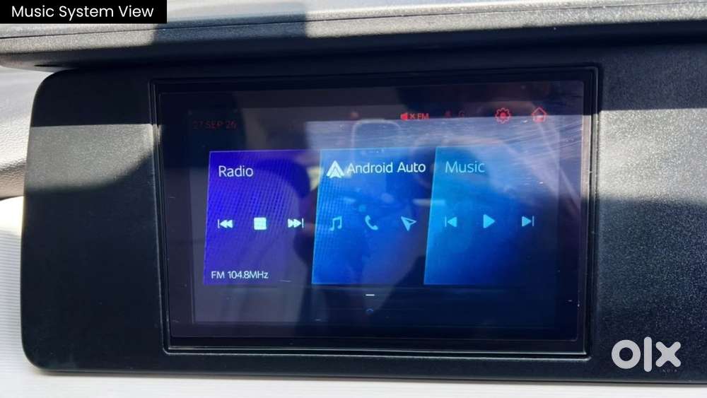 Mahindra Xuv700 Mx Petrol Mt 5 Str (e), 2023, Petrol