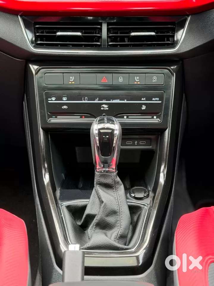 Skoda Kushaq, 2025, Petrol