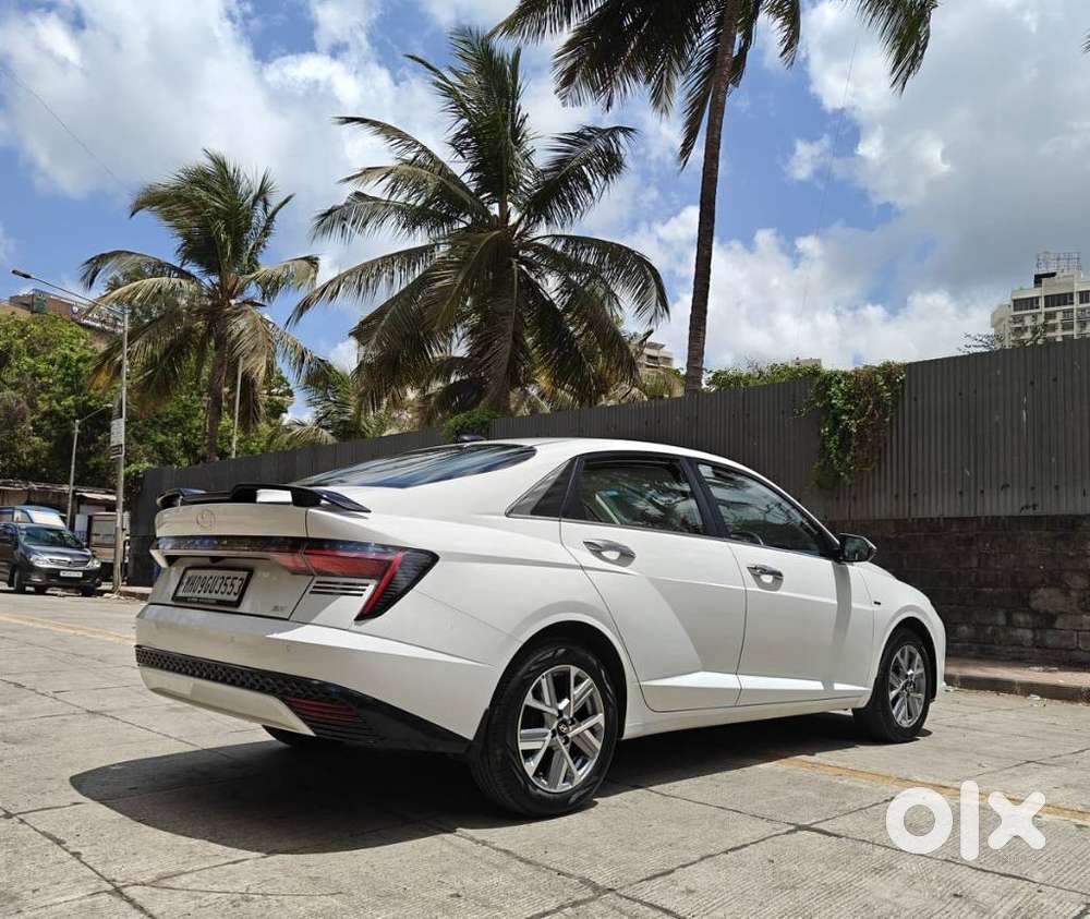 Hyundai Verna 1.5 Sx (o) Ivt, 2024, Petrol