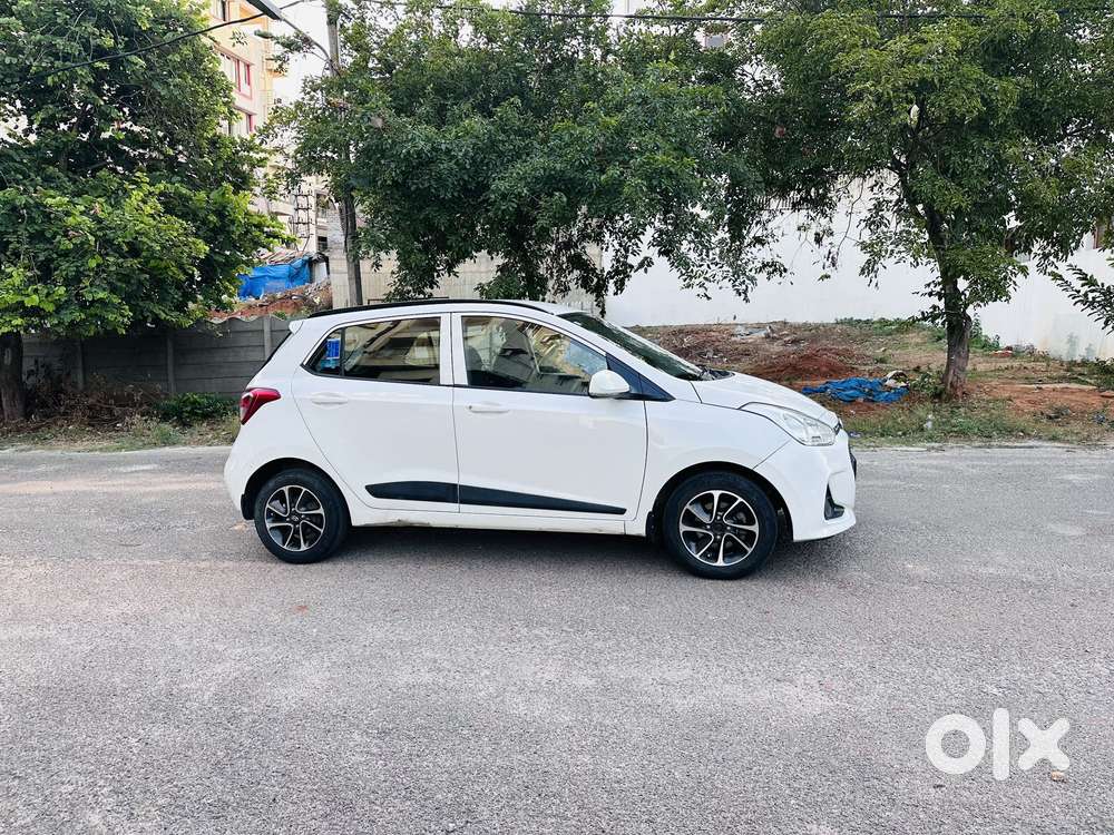 Hyundai Grand I10 Sportz (o) 1.2 At Vtvt, 2017, Petrol