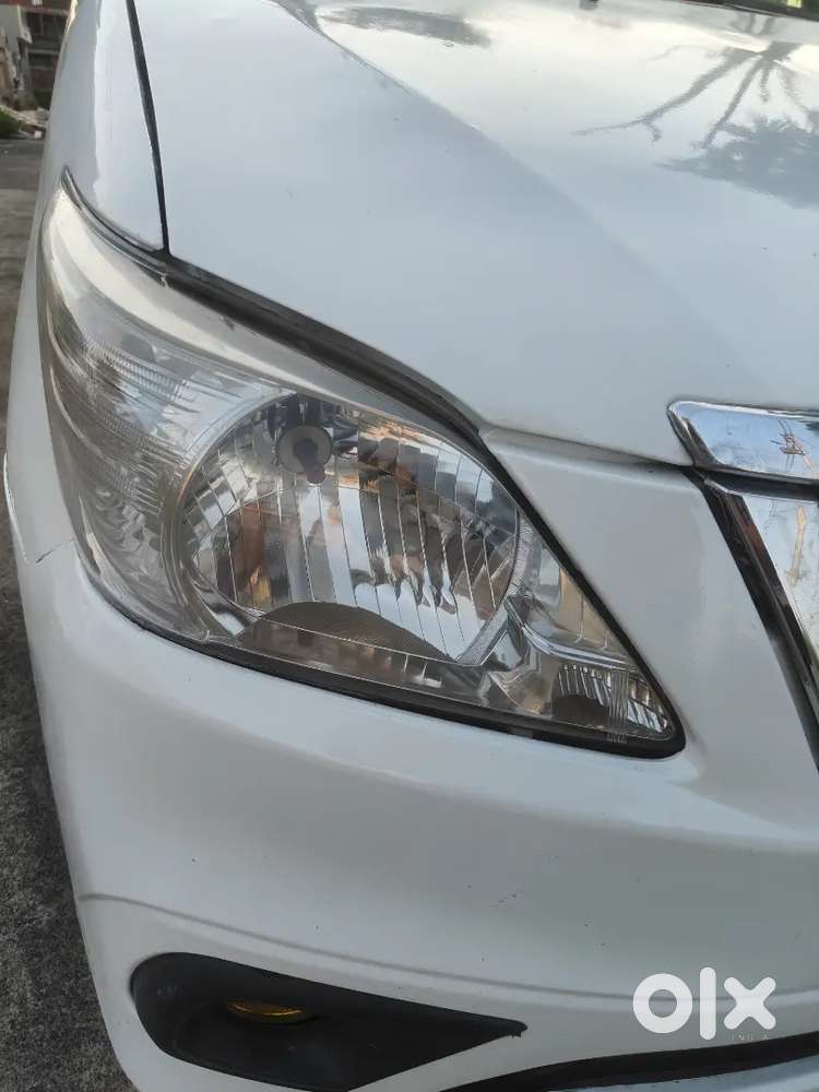 Toyota Innova 07seater 2010 Diesel