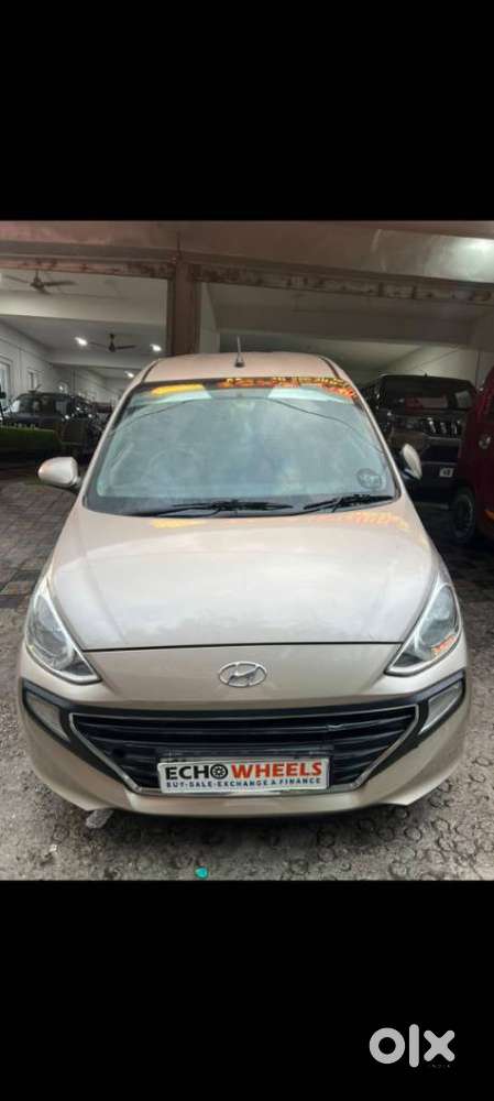 Hyundai Santro Asta, 2019, Petrol