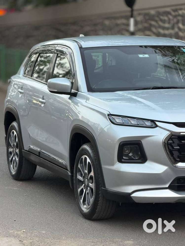 Maruti Suzuki Grand Vitara 1.5 Delta Smart Hybrid At, 2024, Petrol