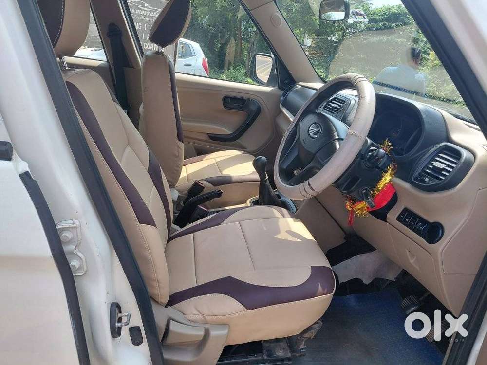 Mahindra Tuv 300 T6 Plus, 2019, Diesel