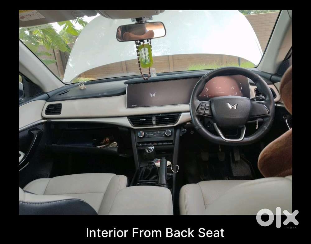 Mahindra Xuv700 2023 Petrol Manual