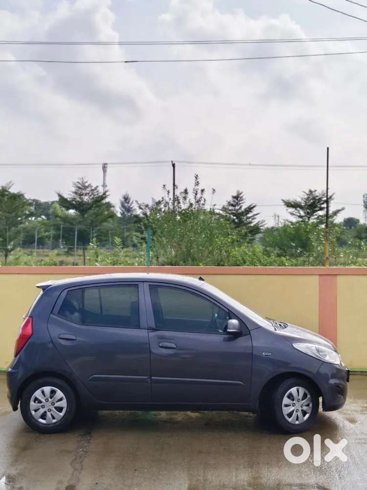 Hyundai I10 Sportz 2012 Petrol Manual