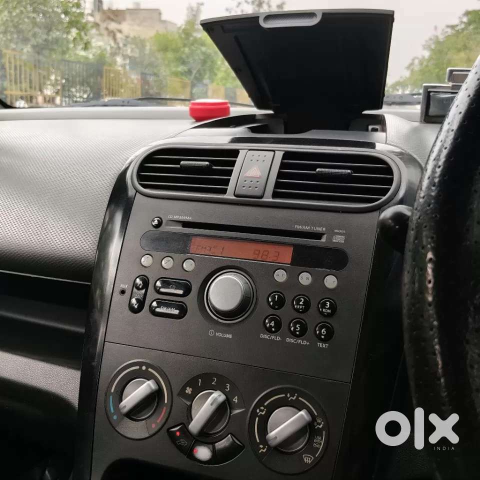 Maruti Suzuki Ritz Lxi, 2012, Petrol