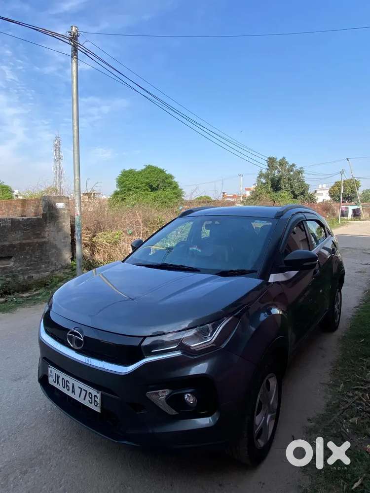 Tata Nexon 2020 Grey Mint Condition Petrol Well Maintained