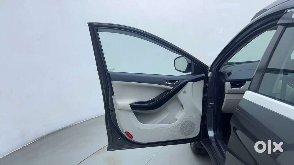Tata Nexon 1.2 Revotron Xz Plus, 2022, Petrol