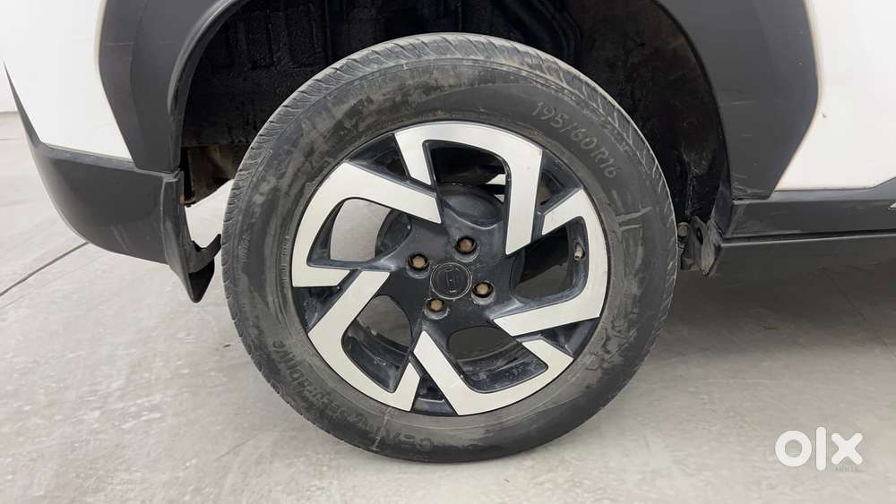 Nissan Magnite 1.0 Xv Premium Turbo (o), 2022, Petrol
