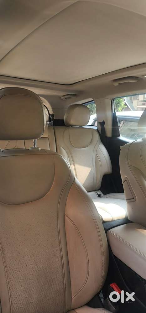 Mahindra Xuv700 Diesel 2022