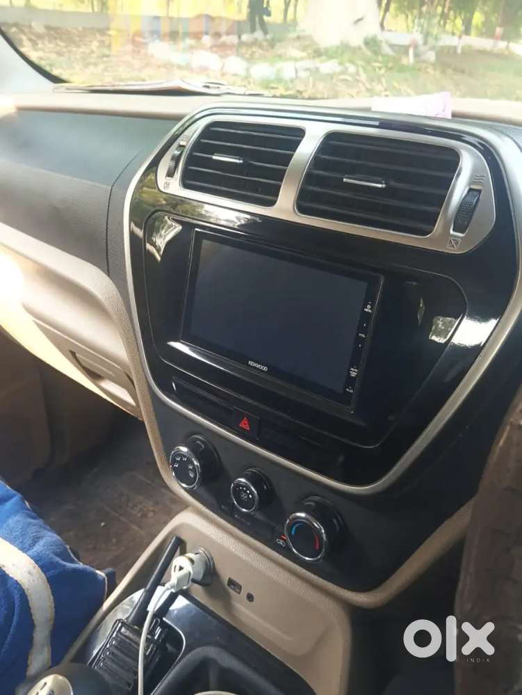 Mahindra Bolero Neo N10  Loan Transfer  ₹3l Cash