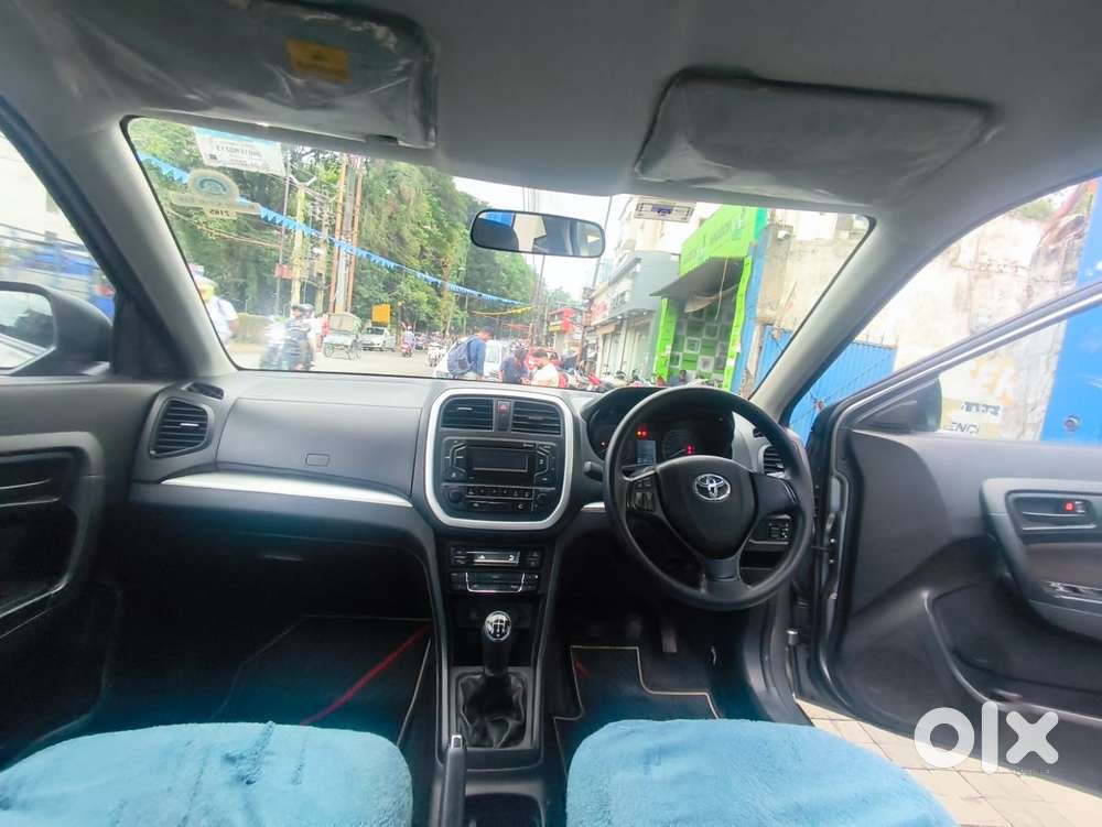 Toyota Urban Cruiser Cruiser Mid, 2022, Petrol