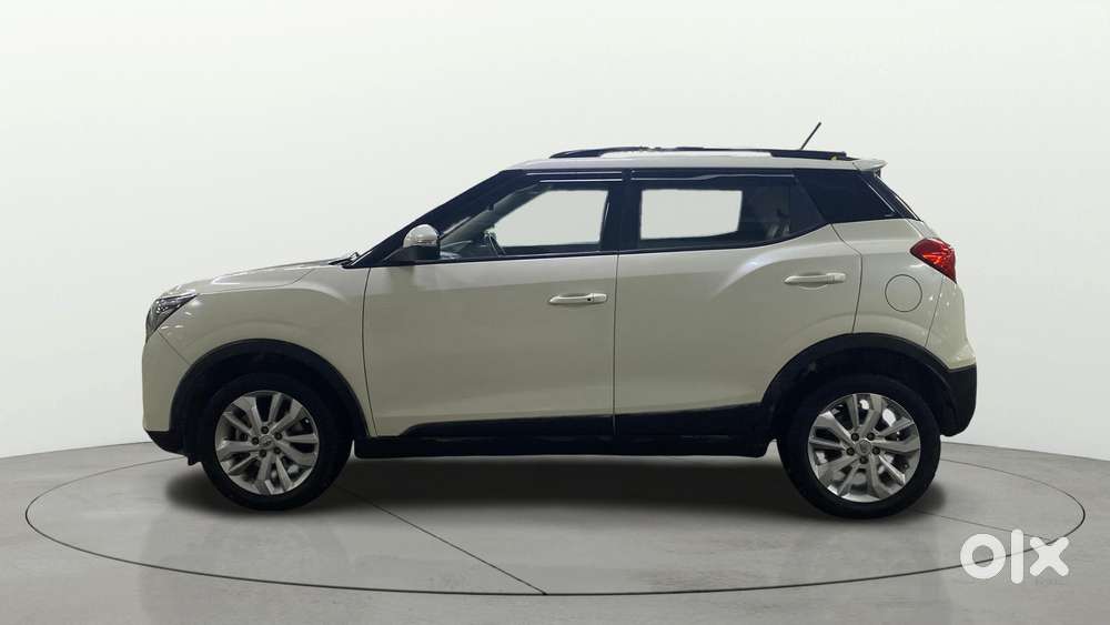 Mahindra Xuv300 W8, 2021, Petrol