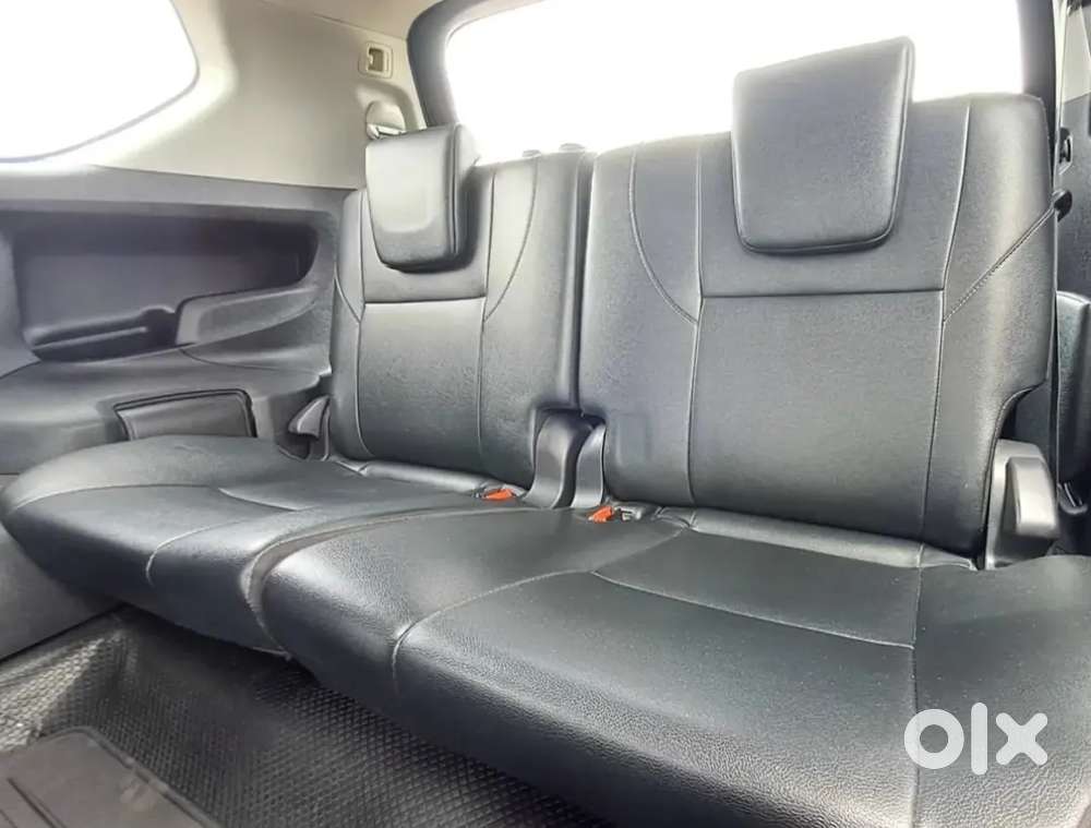 Toyota Innova Crysta 2017 Diesel 154000 Km Driven