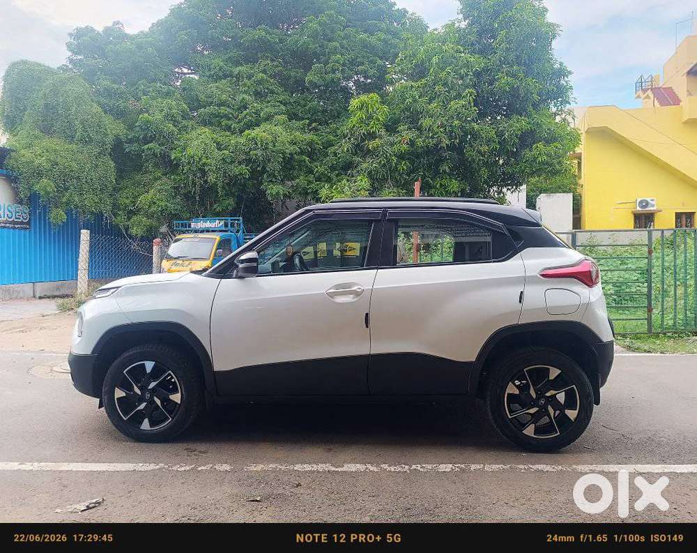 Tata Punch Creative Dual Tone Mt Sunroof, 2023, Petrol