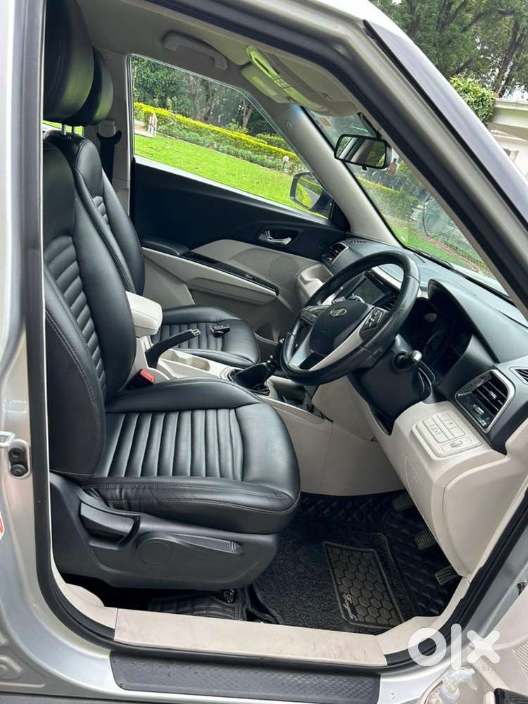 Mahindra Petrol Car 2019