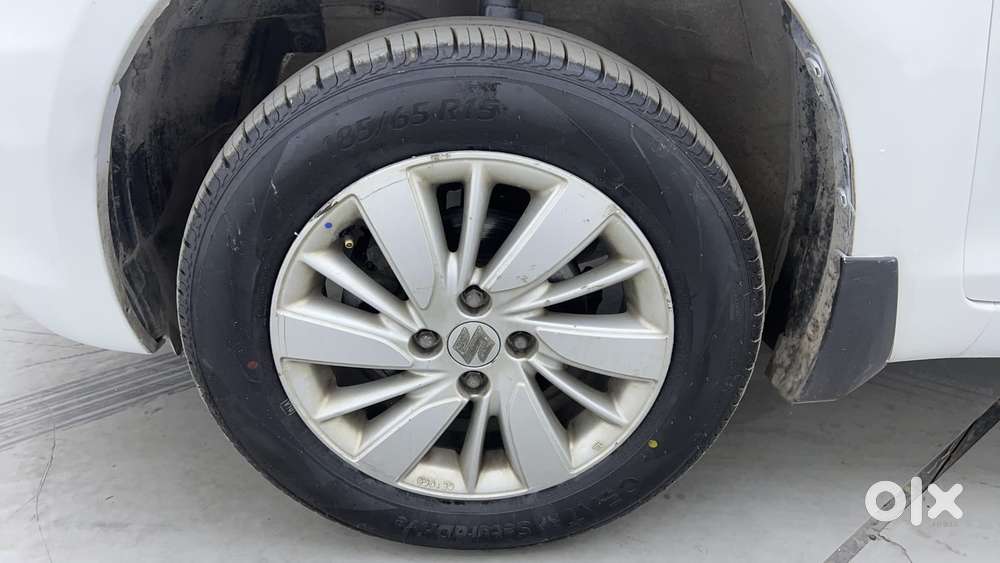 Maruti Suzuki Swift 1.3 Zxi, 2015, Petrol