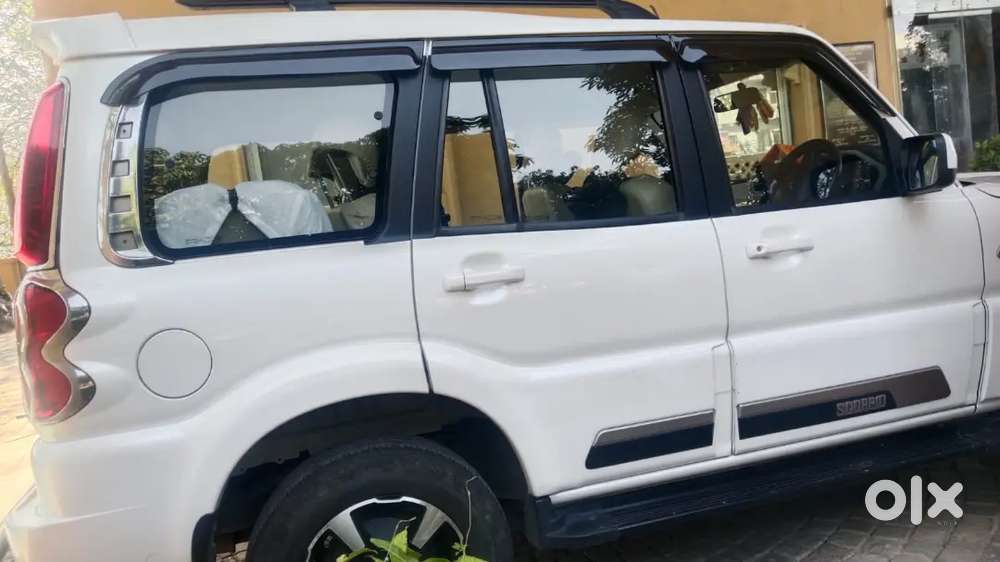Mahindra Scorpio Classic 2024 Diesel 66700 Km Driven