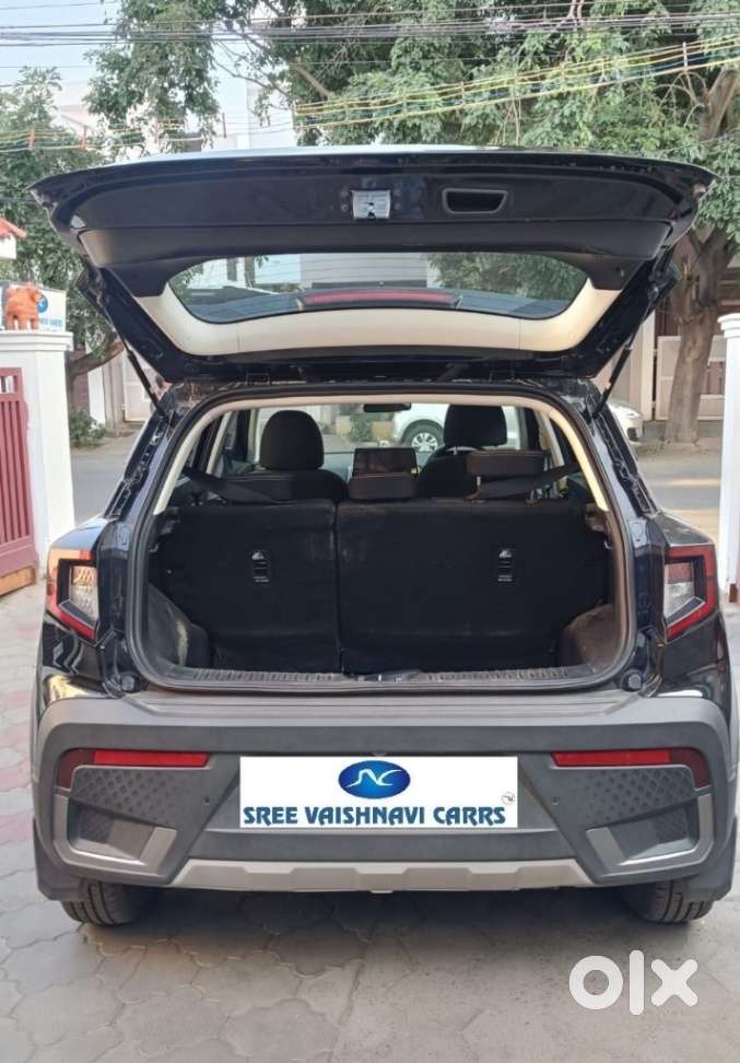 Mahindra Xuv 3xo Ax5 Ds Mt, 2025, Diesel