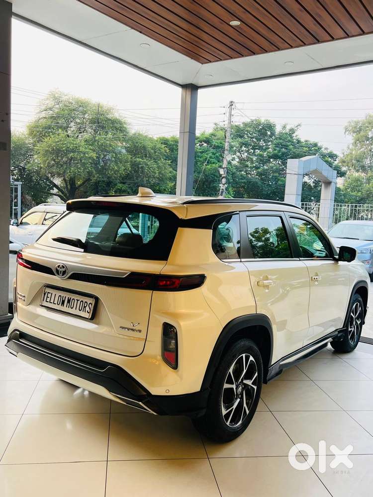 Toyota Urban Cruiser Hyryder 1.5 V Neo Drive, 2025, Petrol