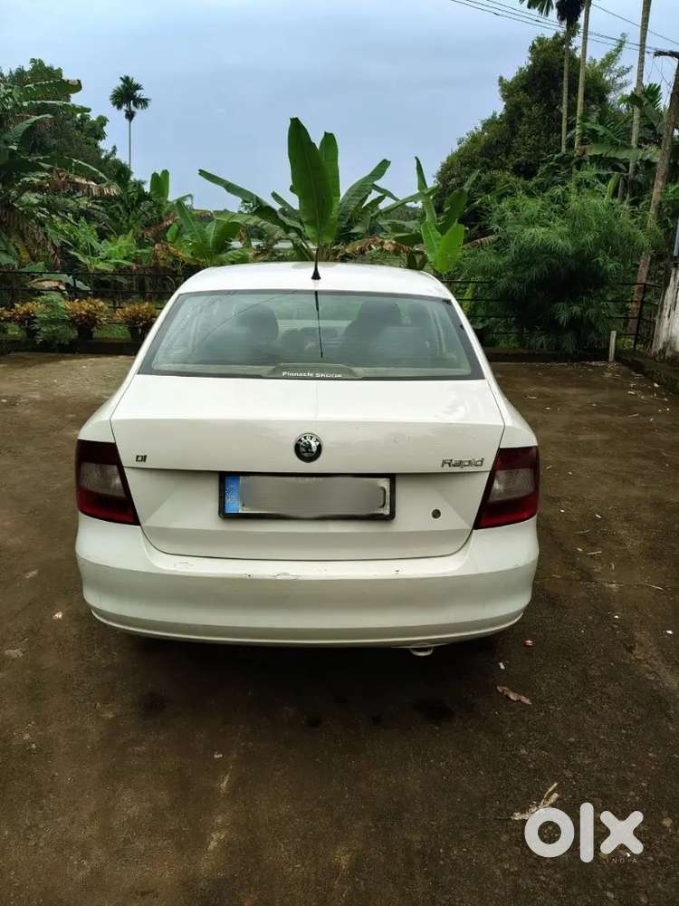 Skoda Rapid 1.6 Mpi 2012