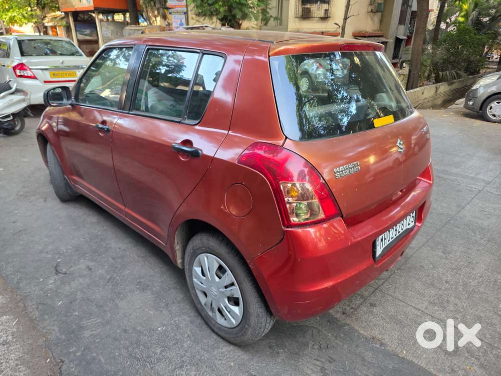 Maruti Suzuki Swift Vxi + Manual, 2011, Petrol