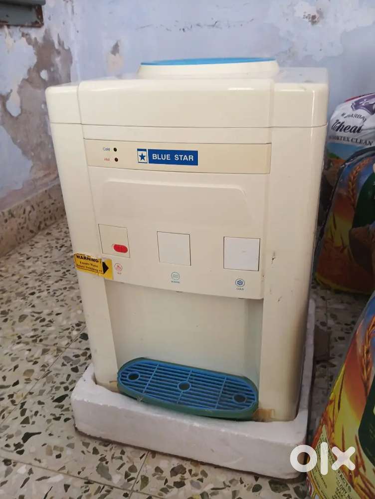 Water Dispensers cool & Hot water