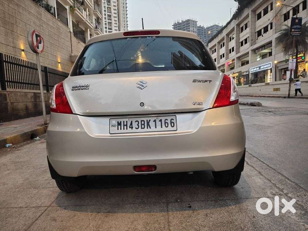 Maruti Suzuki Swift Vxi 1.2 Abs Bs-iv, 2017, Petrol