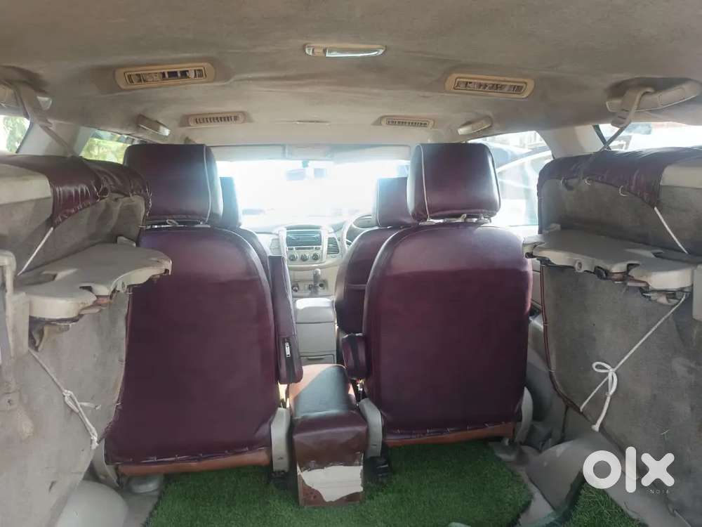 Toyota Innova 2.5 G 2012