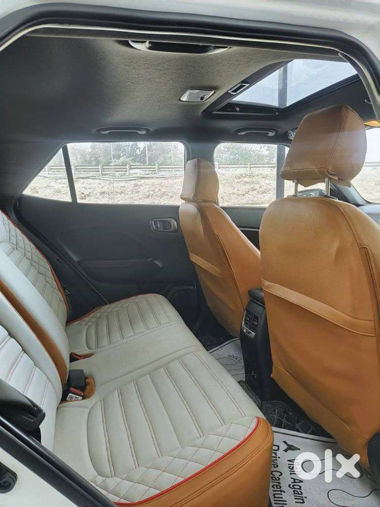 Hyundai Venue 1.0 Sx (o) Turbo Dct, 2024, Petrol