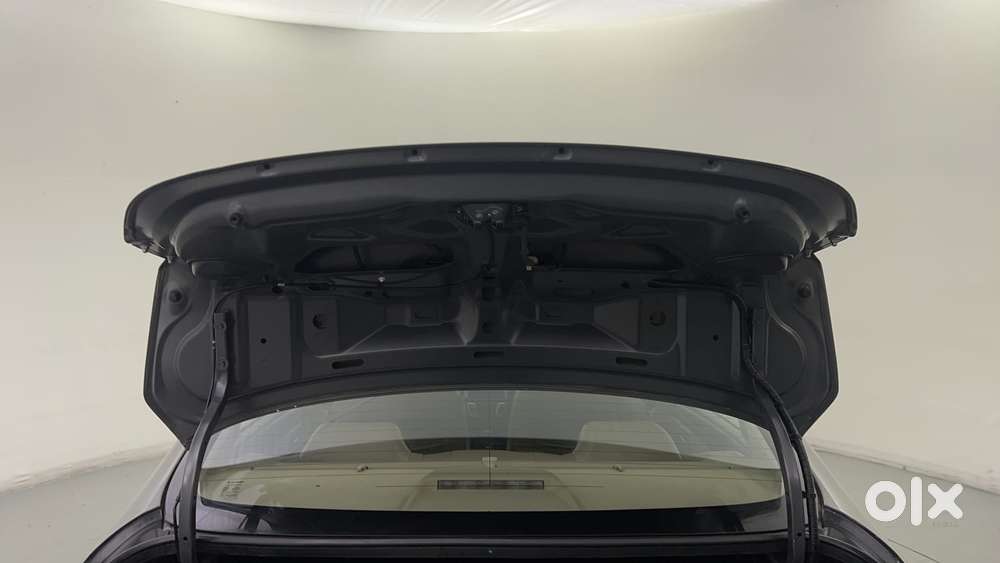 Maruti Suzuki Ciaz 2014-2017 At Zxi, 2016, Petrol