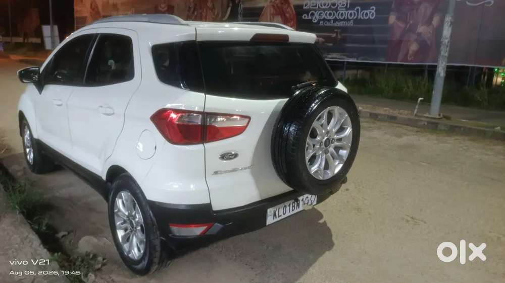 Ford Ecosport Titanium 2013 Petrol And Cng
