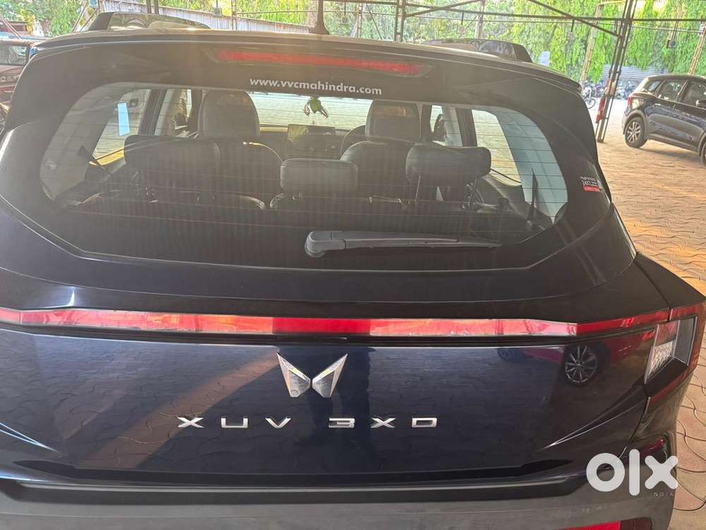Mahindra Xuv 3xo 2025 Petrol 10500 Km Driven