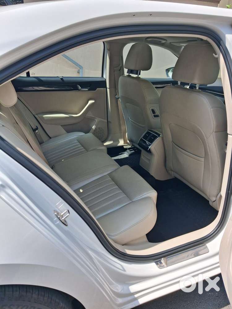 Skoda Superb 2.0 L&k Tsi At, 2018, Petrol