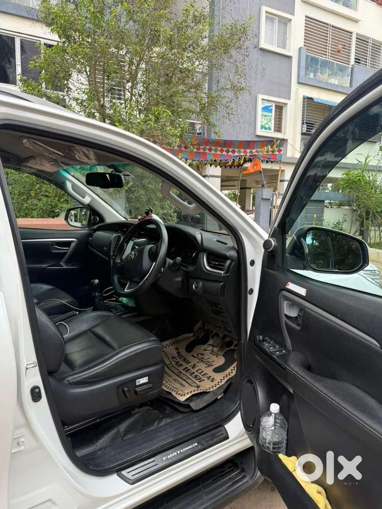 Toyota Fortuner 2023 Diesel Well Maintained