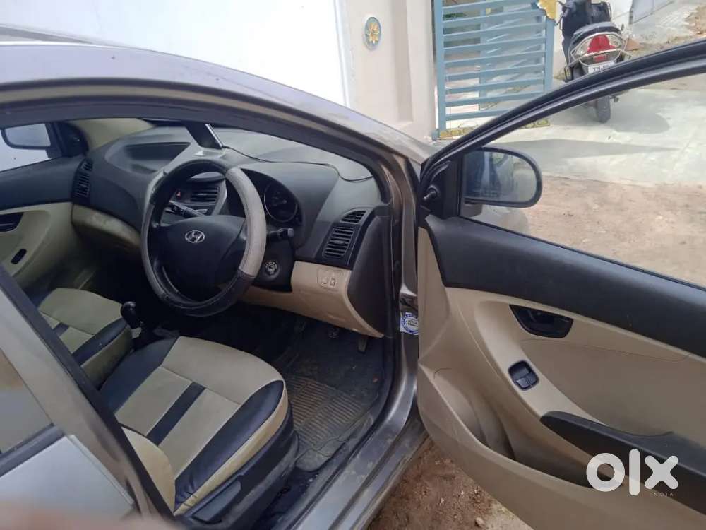 Hyundai Eon 2012 Petrol And Lpg 75000 Km Driven
