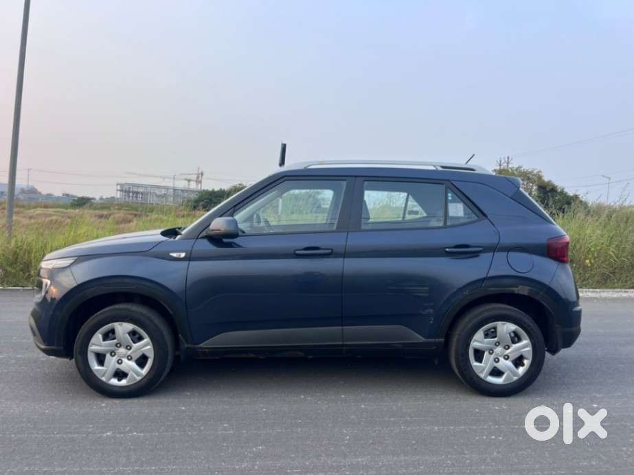 Hyundai Venue, 2021, Petrol