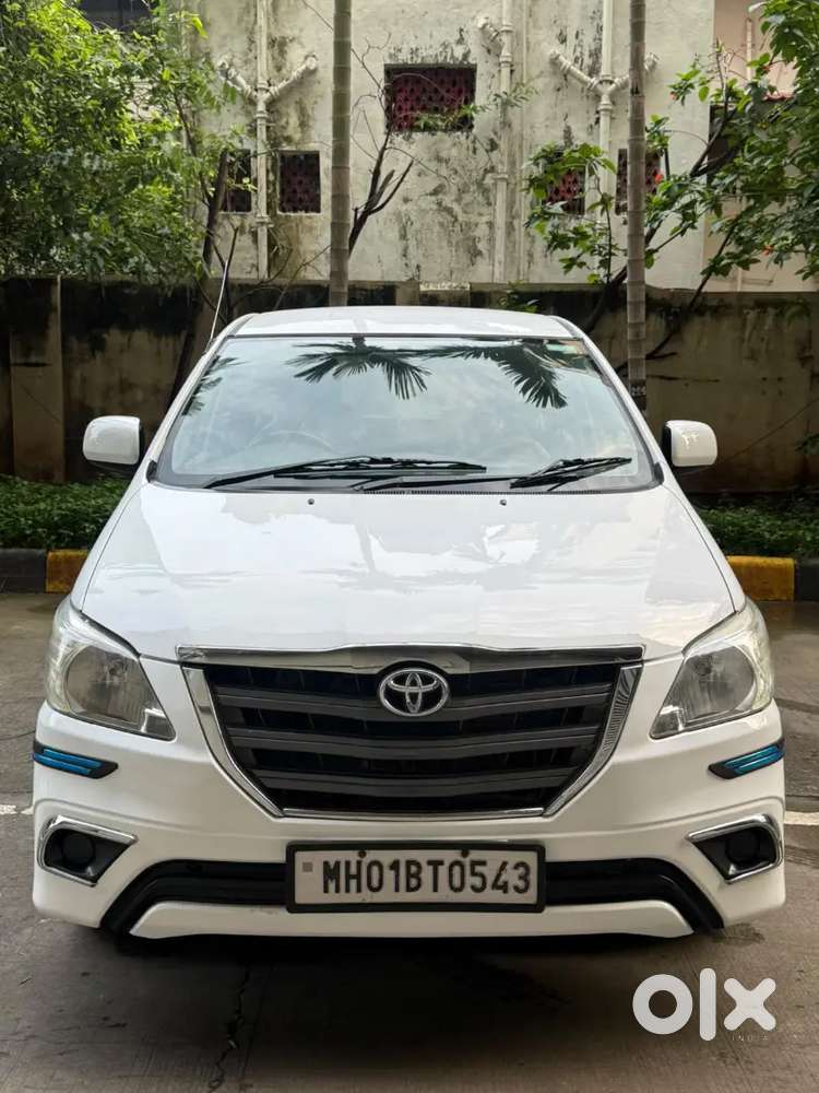 Toyota Innova 2014
