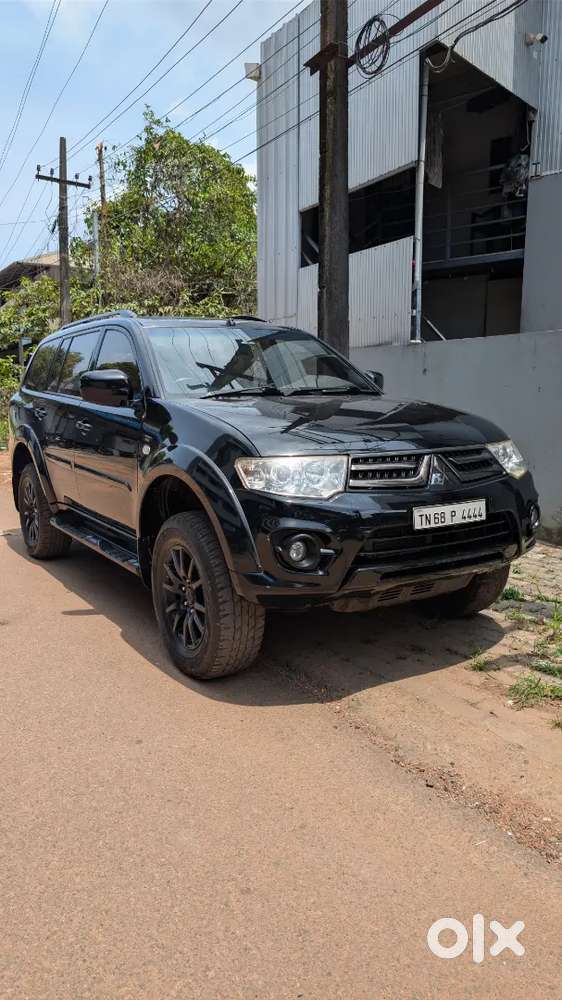 Mitsubishi Pajero Sport 2014