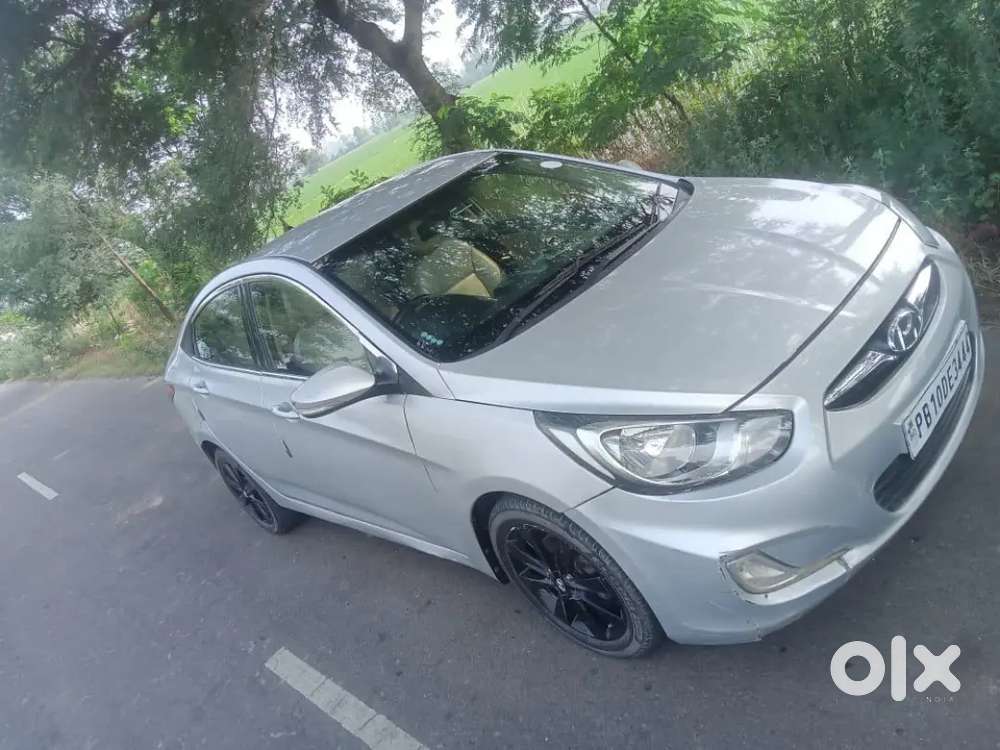 Hyundai New Verna 2011 Diesel 98000 Km Driven