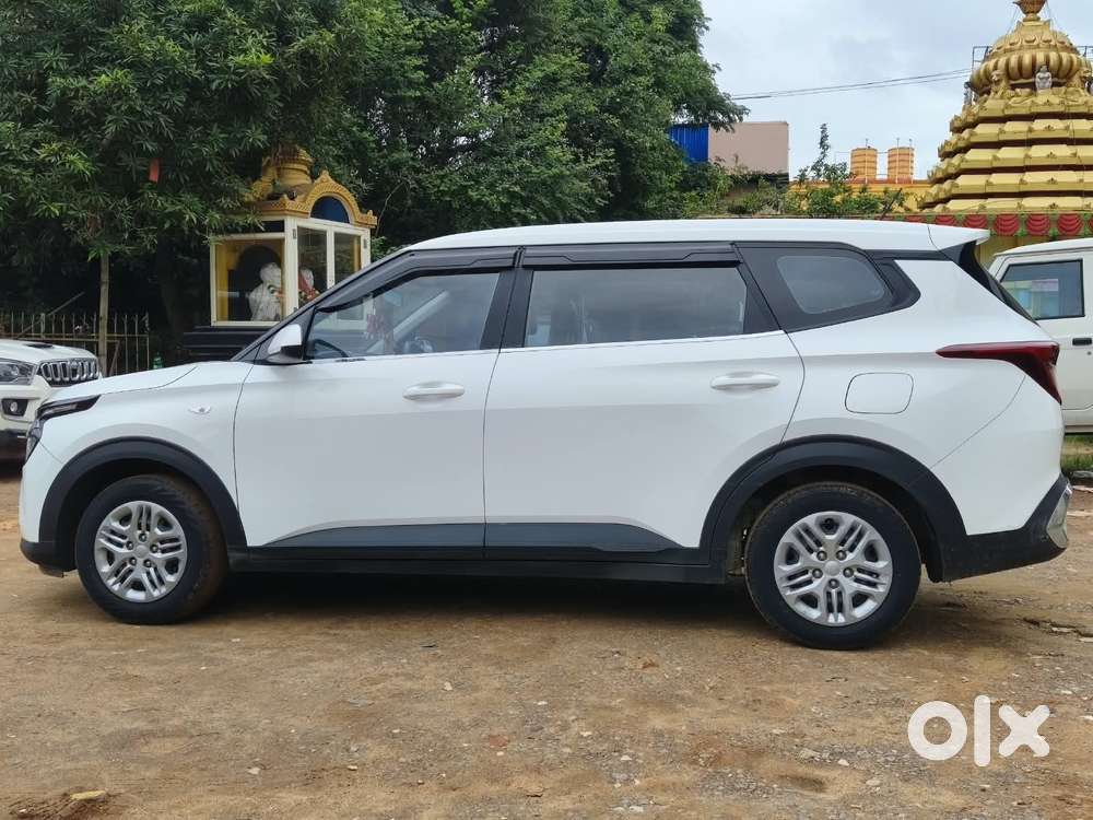 Kia Carens 1.5 Premium 7 Str, 2024, Petrol